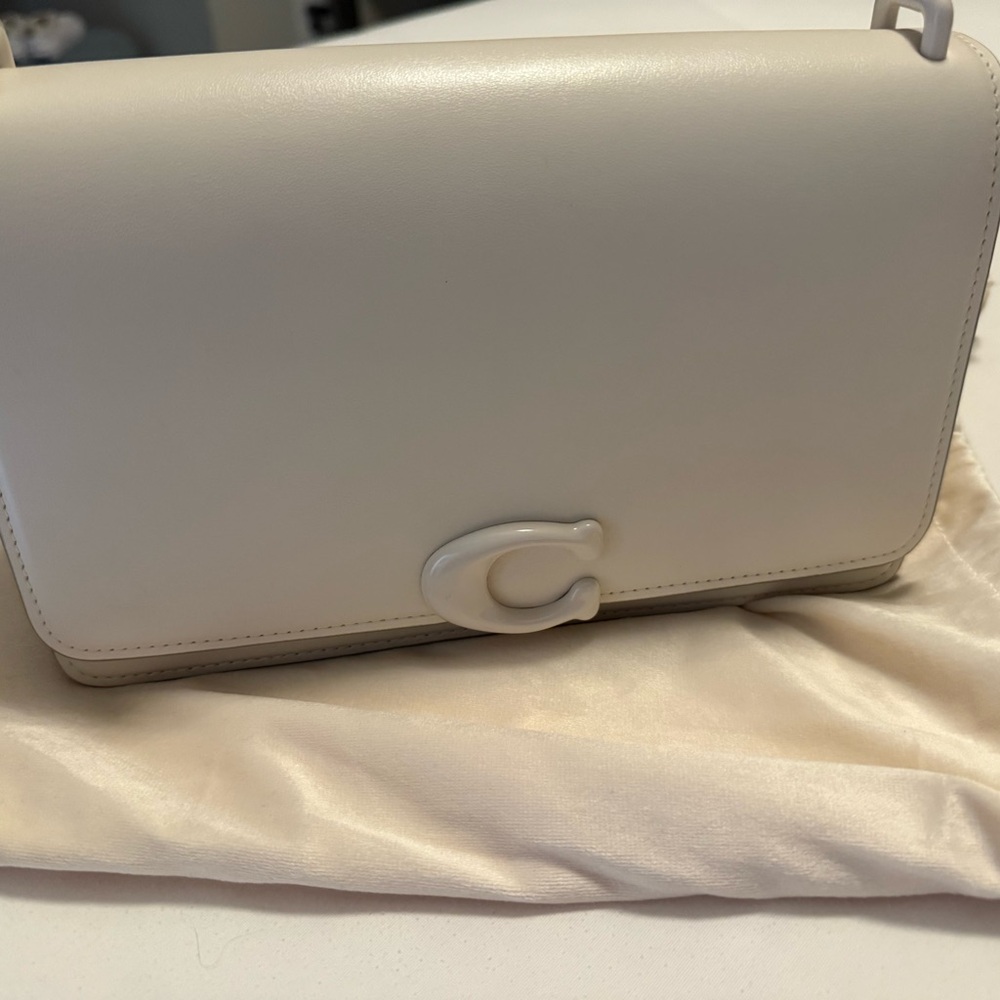 Coach Bandit Cream and Caramel Smooth Leather Crossbody Bag NEW WITH TAGS
